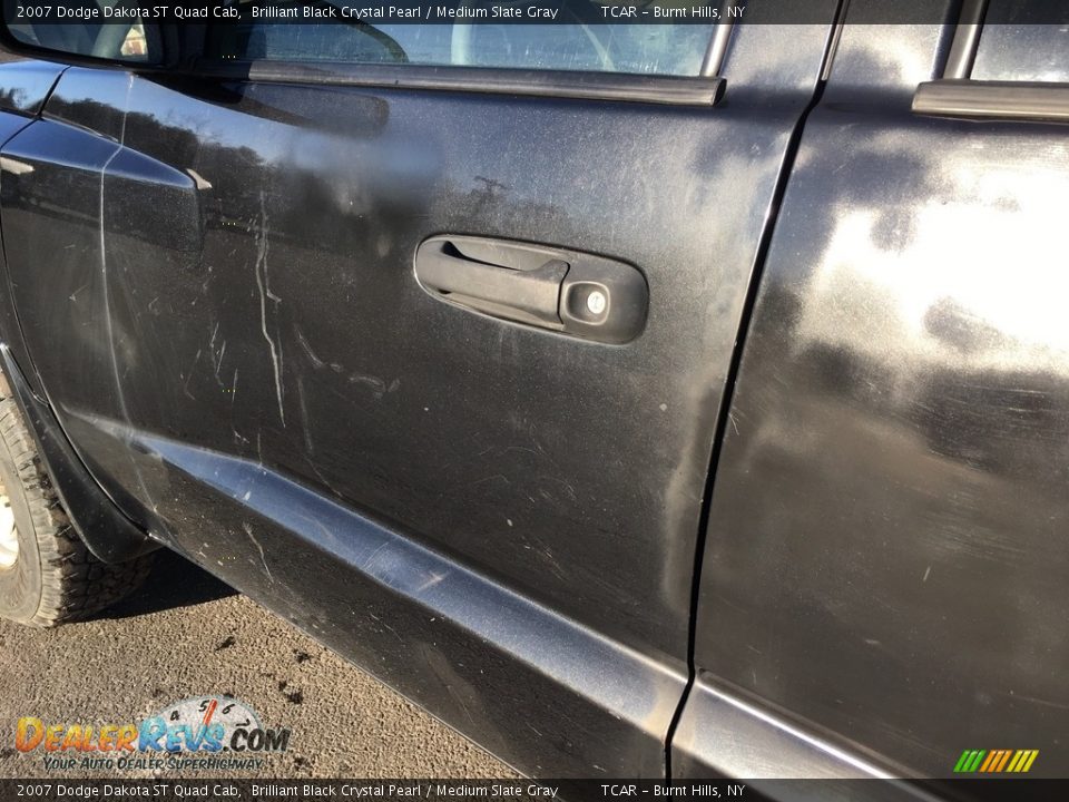2007 Dodge Dakota ST Quad Cab Brilliant Black Crystal Pearl / Medium Slate Gray Photo #29