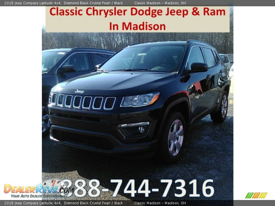 2018 Jeep Compass Latitude 4x4 Diamond Black Crystal Pearl / Black Photo #1