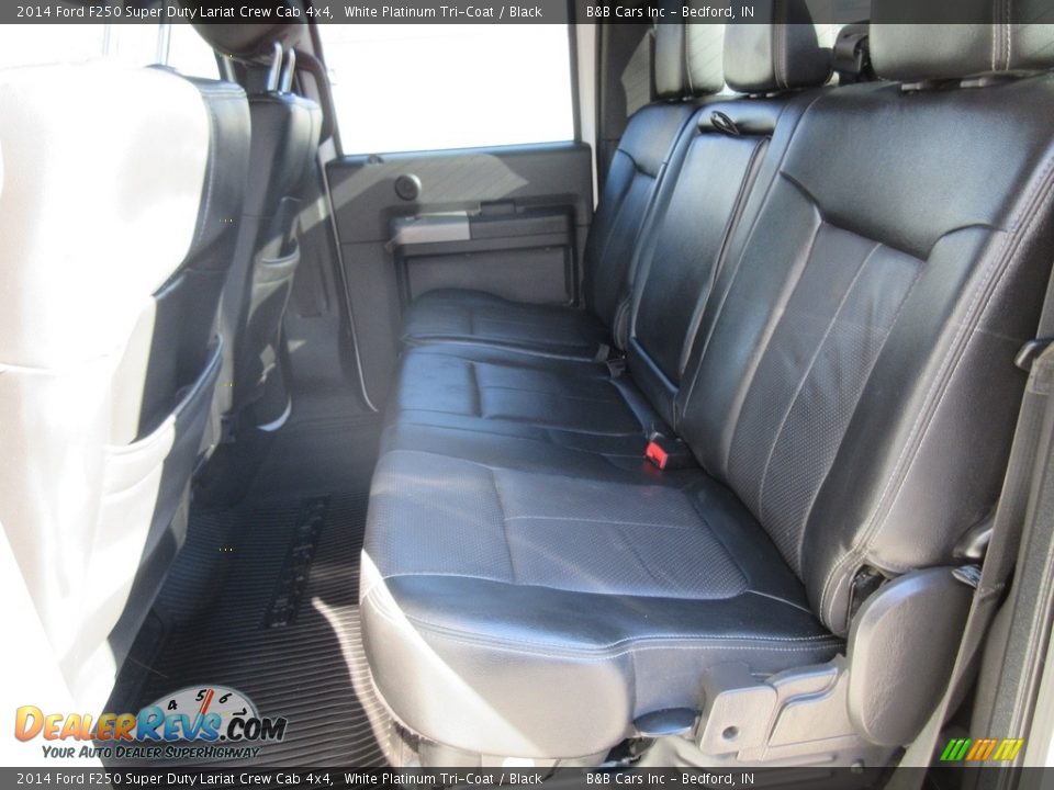 2014 Ford F250 Super Duty Lariat Crew Cab 4x4 White Platinum Tri-Coat / Black Photo #18