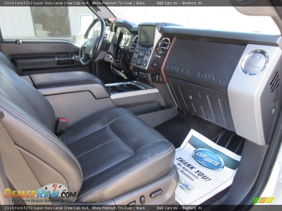 2014 Ford F250 Super Duty Lariat Crew Cab 4x4 White Platinum Tri-Coat / Black Photo #21