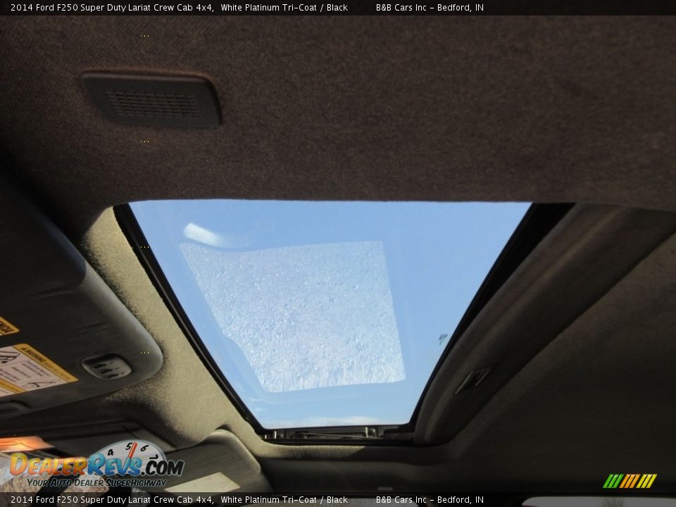2014 Ford F250 Super Duty Lariat Crew Cab 4x4 White Platinum Tri-Coat / Black Photo #28