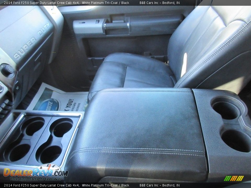 2014 Ford F250 Super Duty Lariat Crew Cab 4x4 White Platinum Tri-Coat / Black Photo #30