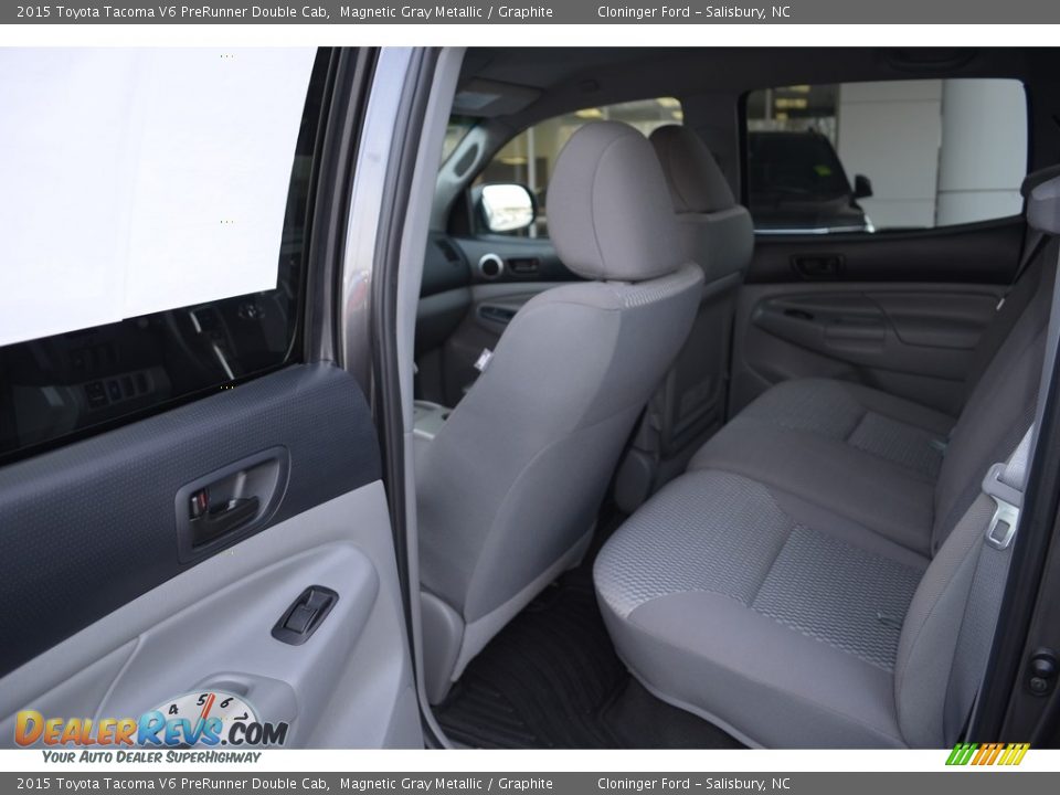 2015 Toyota Tacoma V6 PreRunner Double Cab Magnetic Gray Metallic / Graphite Photo #12