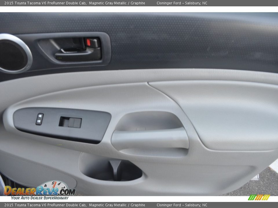 2015 Toyota Tacoma V6 PreRunner Double Cab Magnetic Gray Metallic / Graphite Photo #14