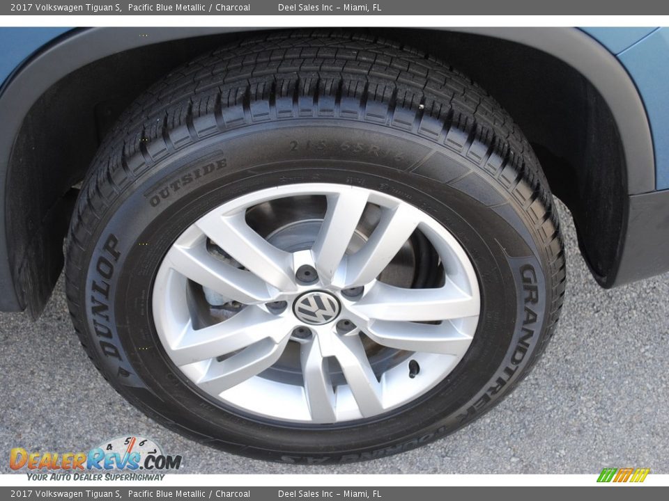 2017 Volkswagen Tiguan S Pacific Blue Metallic / Charcoal Photo #11