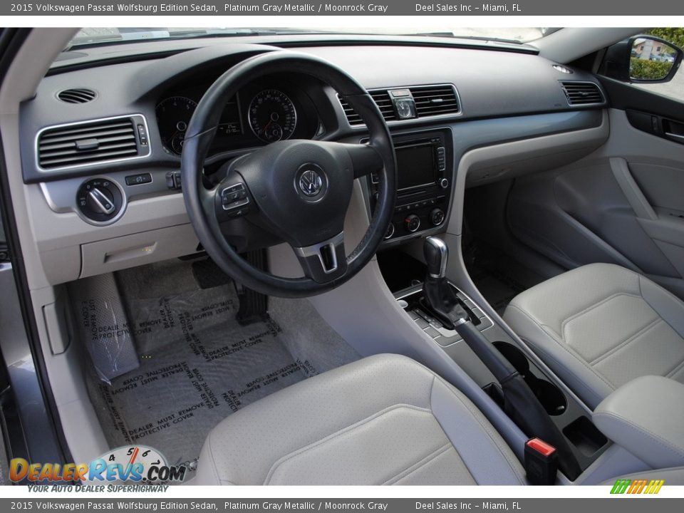 2015 Volkswagen Passat Wolfsburg Edition Sedan Platinum Gray Metallic / Moonrock Gray Photo #16