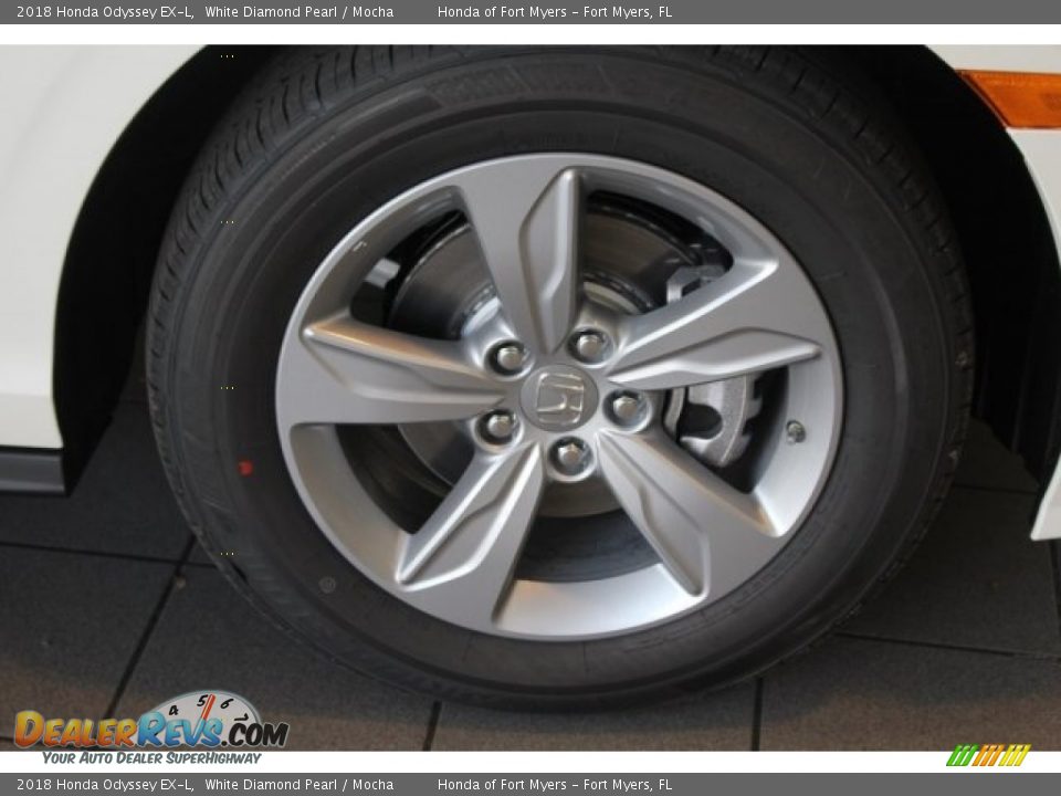 2018 Honda Odyssey EX-L White Diamond Pearl / Mocha Photo #10