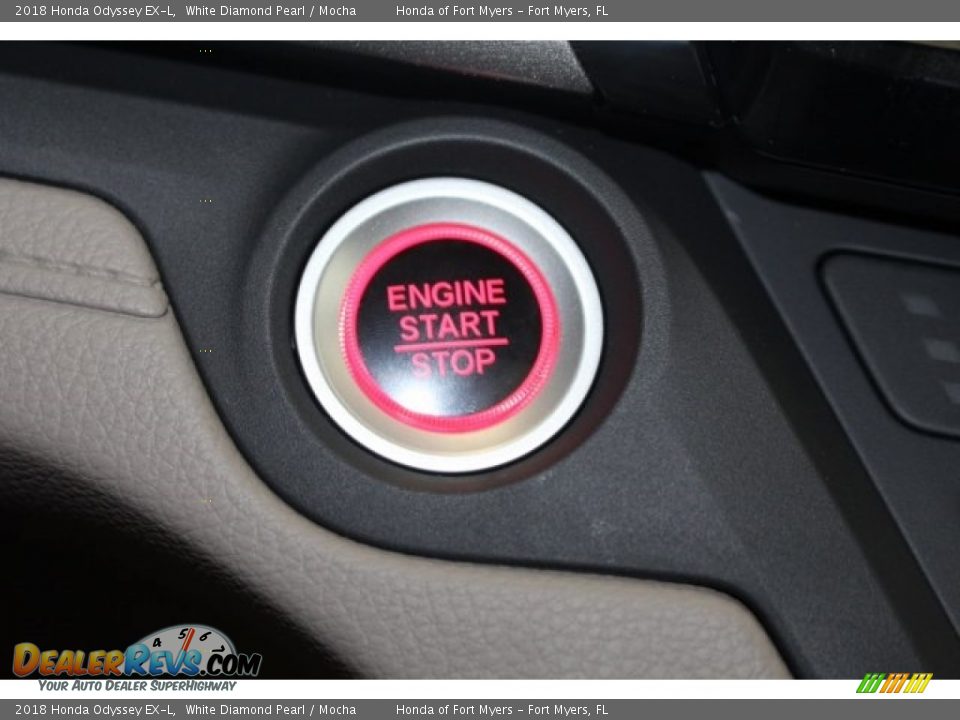 2018 Honda Odyssey EX-L White Diamond Pearl / Mocha Photo #28