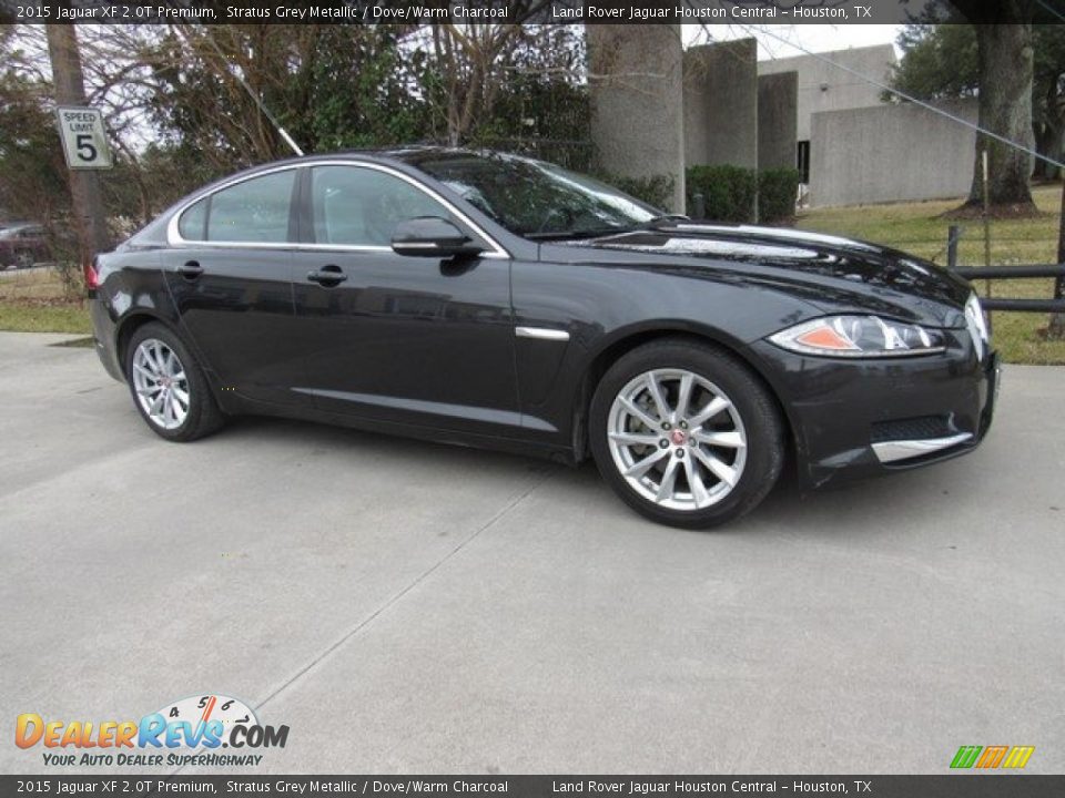 Front 3/4 View of 2015 Jaguar XF 2.0T Premium Photo #6