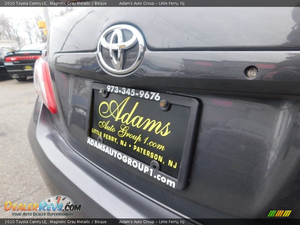 2010 Toyota Camry LE Magnetic Gray Metallic / Bisque Photo #25