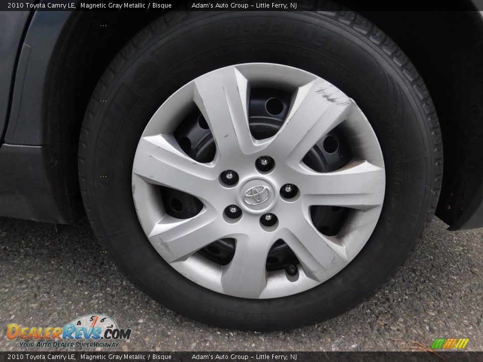 2010 Toyota Camry LE Magnetic Gray Metallic / Bisque Photo #33