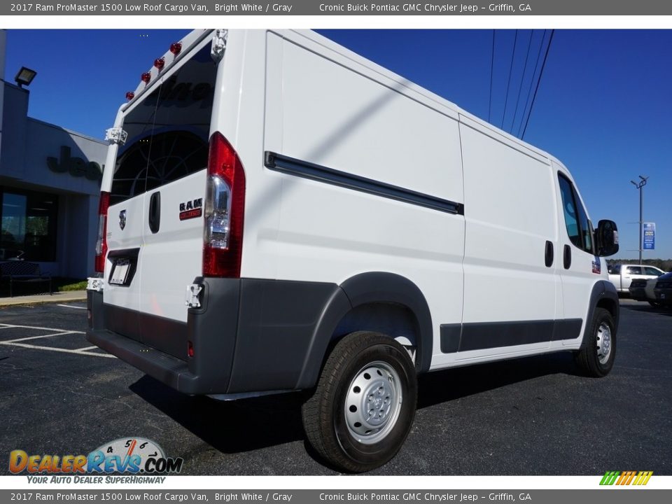 2017 Ram ProMaster 1500 Low Roof Cargo Van Bright White / Gray Photo #7