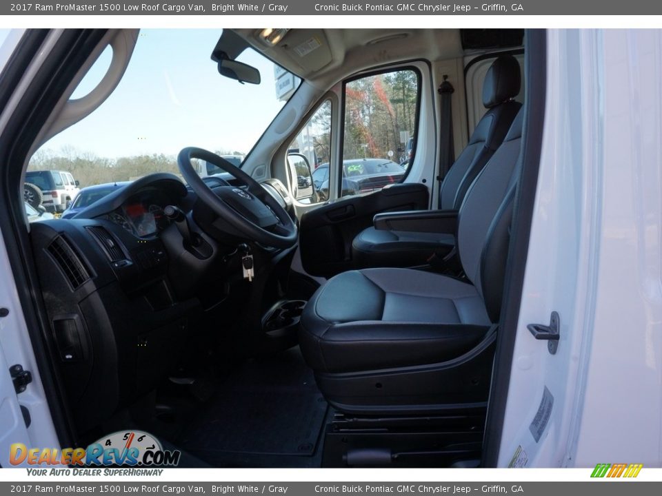 2017 Ram ProMaster 1500 Low Roof Cargo Van Bright White / Gray Photo #9