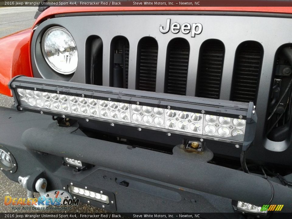 2016 Jeep Wrangler Unlimited Sport 4x4 Firecracker Red / Black Photo #25