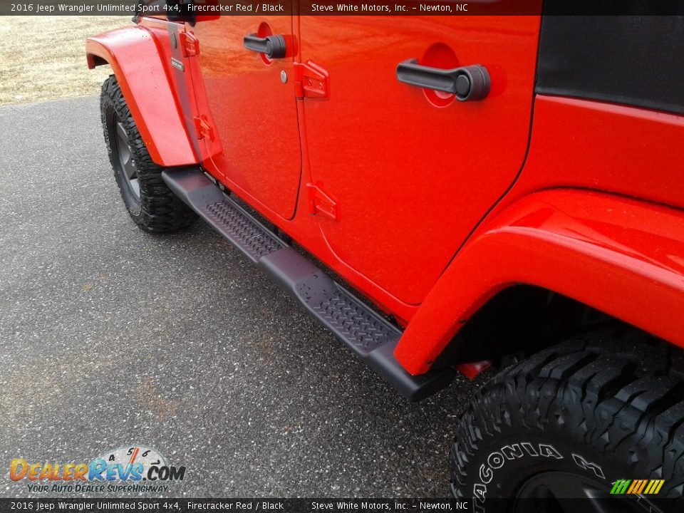 2016 Jeep Wrangler Unlimited Sport 4x4 Firecracker Red / Black Photo #30