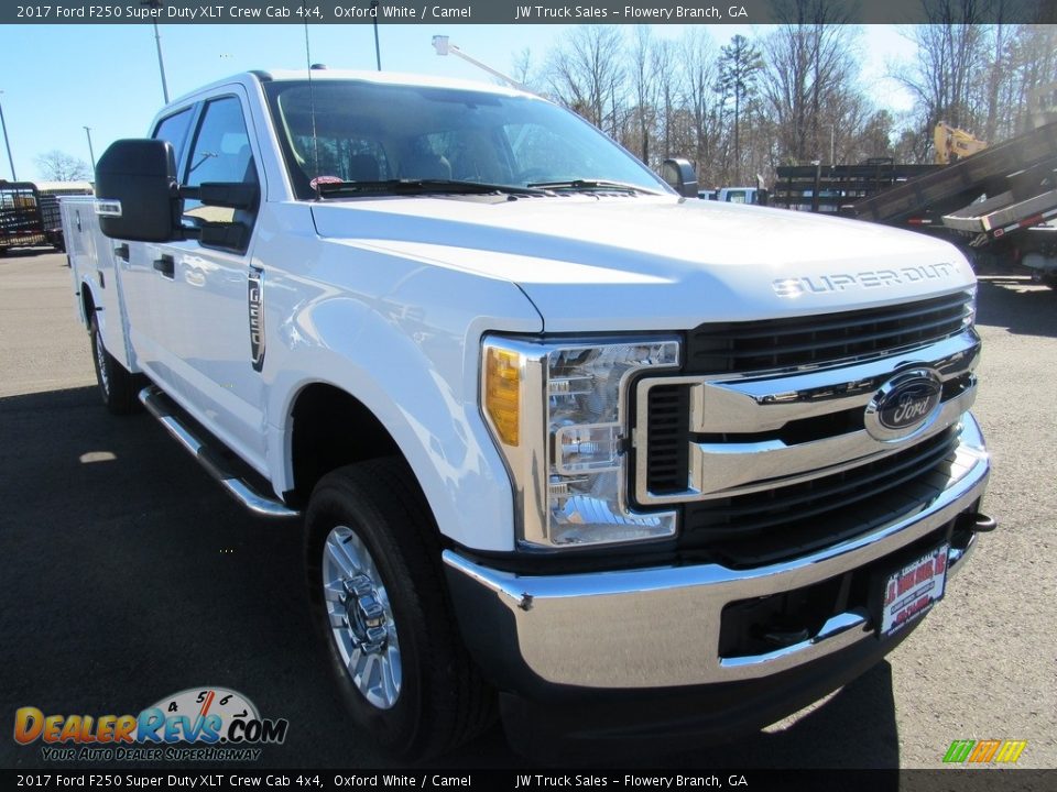 2017 Ford F250 Super Duty XLT Crew Cab 4x4 Oxford White / Camel Photo #7