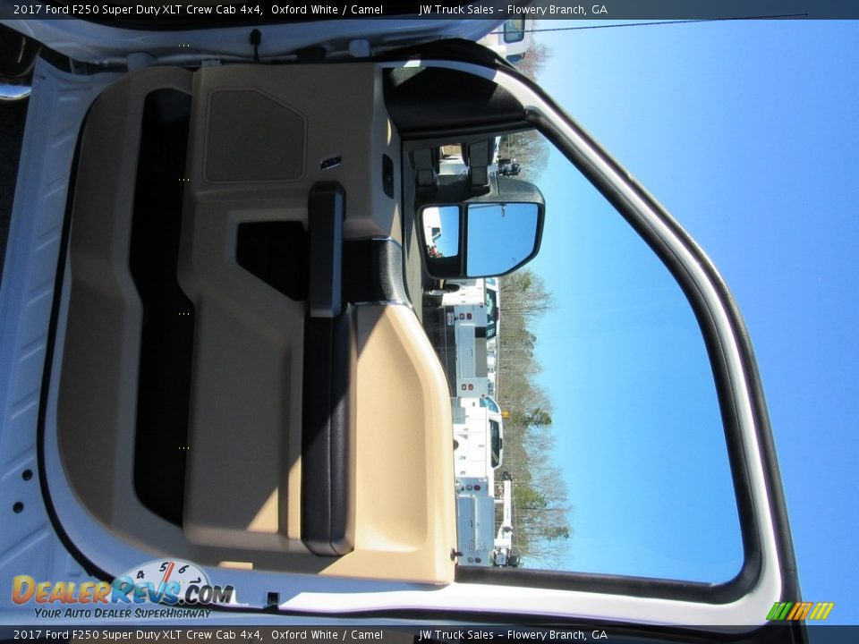 2017 Ford F250 Super Duty XLT Crew Cab 4x4 Oxford White / Camel Photo #31
