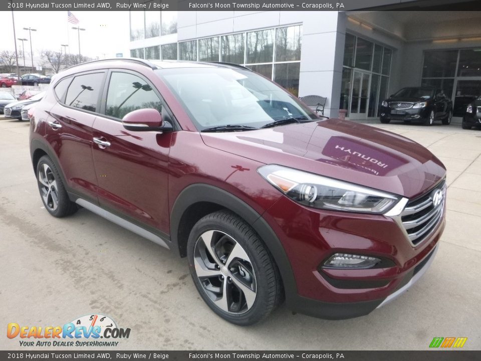 Front 3/4 View of 2018 Hyundai Tucson Limited AWD Photo #3