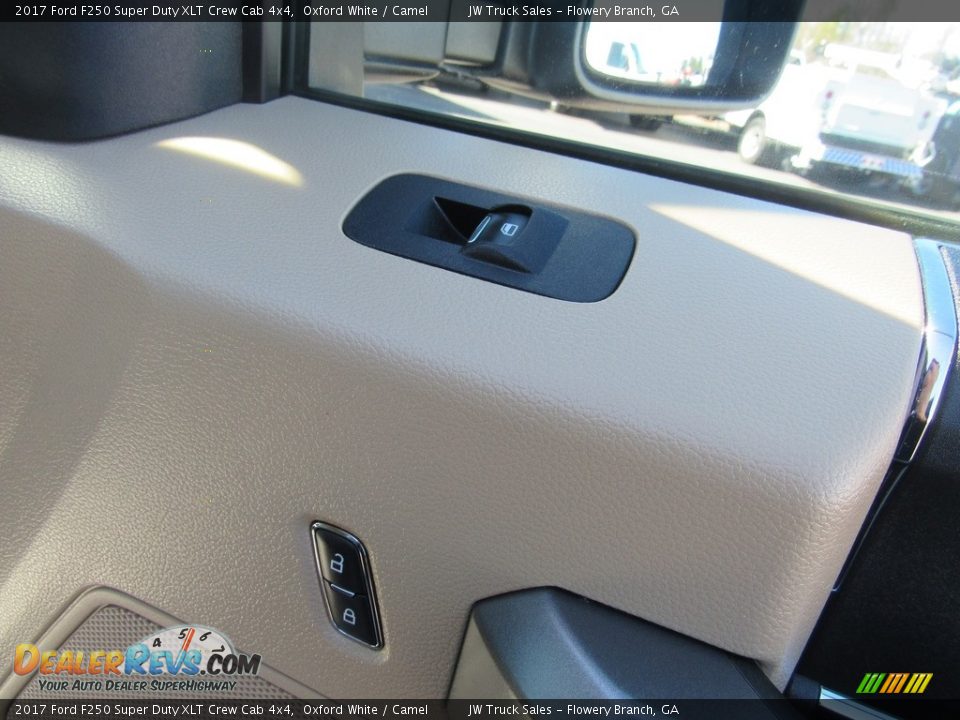 2017 Ford F250 Super Duty XLT Crew Cab 4x4 Oxford White / Camel Photo #32