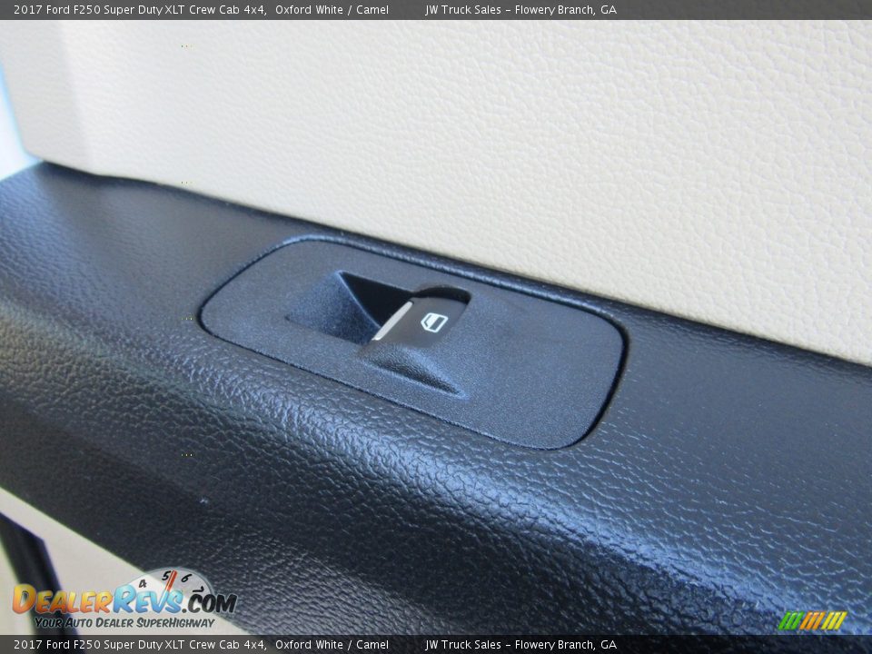 2017 Ford F250 Super Duty XLT Crew Cab 4x4 Oxford White / Camel Photo #34