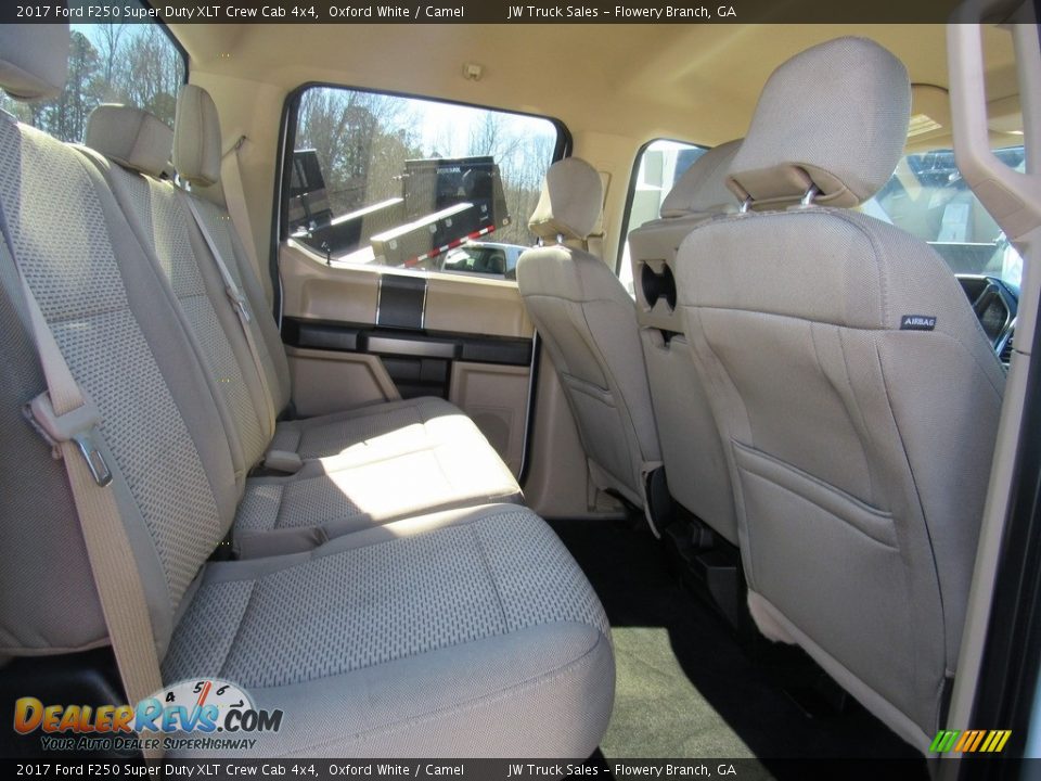 2017 Ford F250 Super Duty XLT Crew Cab 4x4 Oxford White / Camel Photo #36