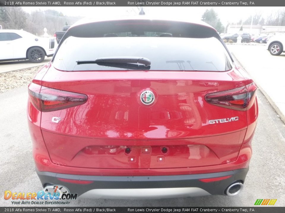 2018 Alfa Romeo Stelvio Ti AWD Rosso Alfa (Red) / Black/Black Photo #6