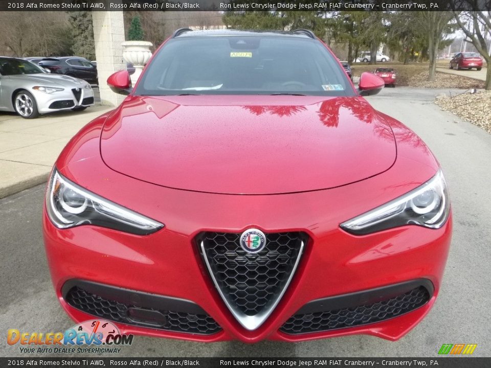2018 Alfa Romeo Stelvio Ti AWD Rosso Alfa (Red) / Black/Black Photo #12