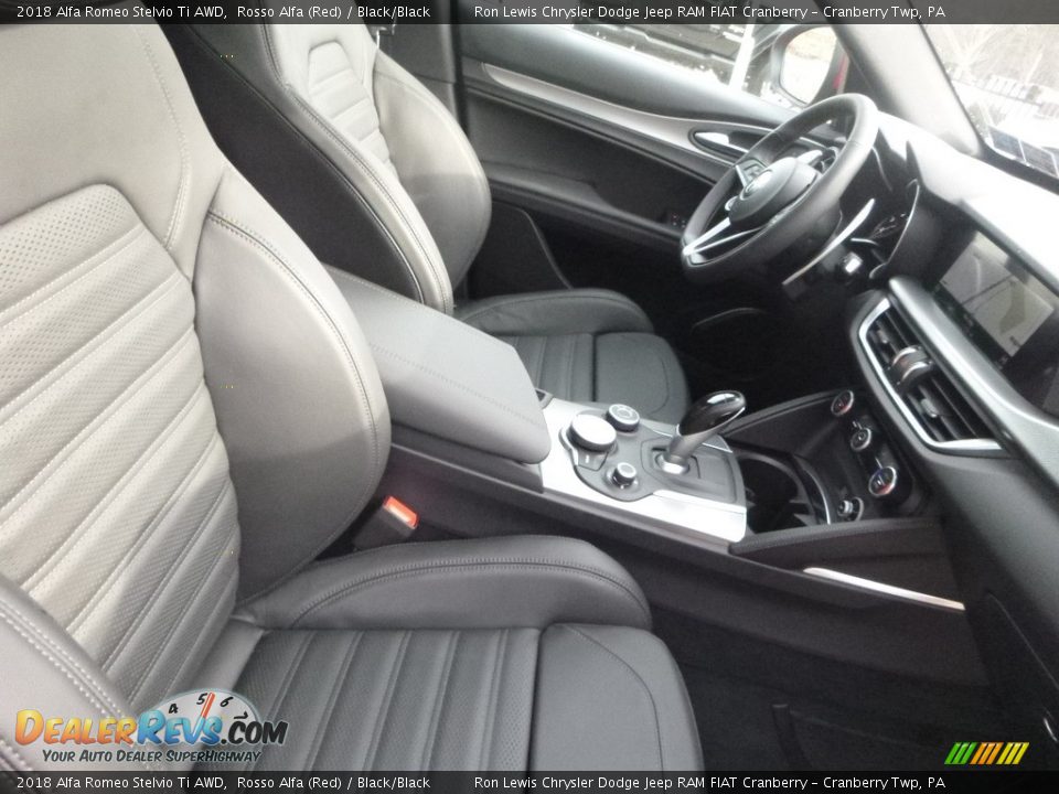 2018 Alfa Romeo Stelvio Ti AWD Rosso Alfa (Red) / Black/Black Photo #14