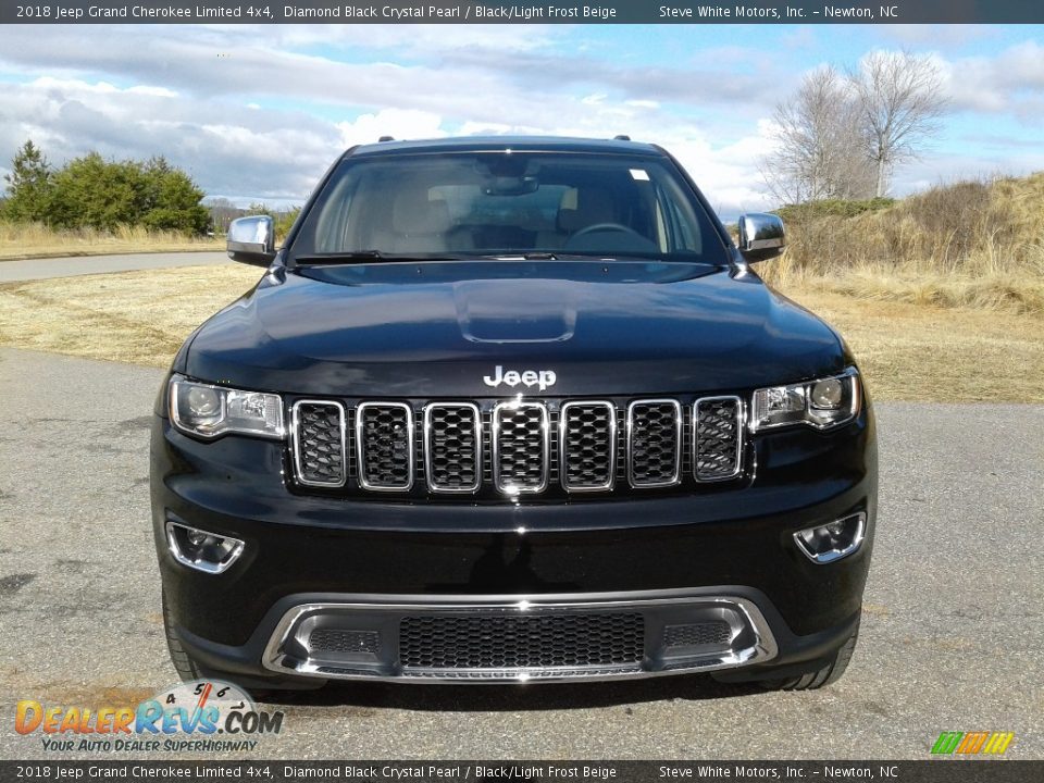 2018 Jeep Grand Cherokee Limited 4x4 Diamond Black Crystal Pearl / Black/Light Frost Beige Photo #3