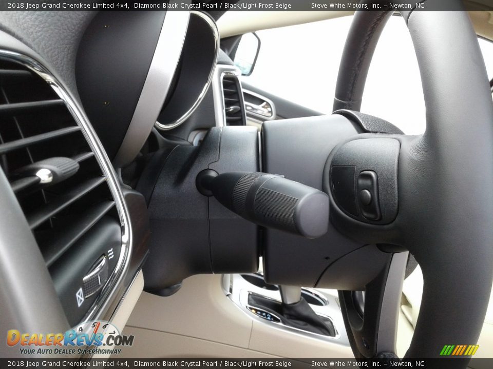 2018 Jeep Grand Cherokee Limited 4x4 Diamond Black Crystal Pearl / Black/Light Frost Beige Photo #16