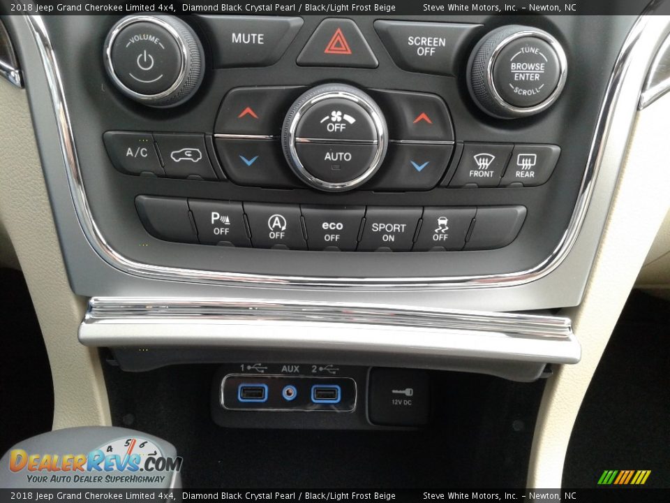 2018 Jeep Grand Cherokee Limited 4x4 Diamond Black Crystal Pearl / Black/Light Frost Beige Photo #25