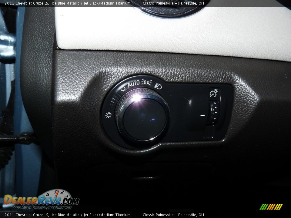 2011 Chevrolet Cruze LS Ice Blue Metallic / Jet Black/Medium Titanium Photo #11