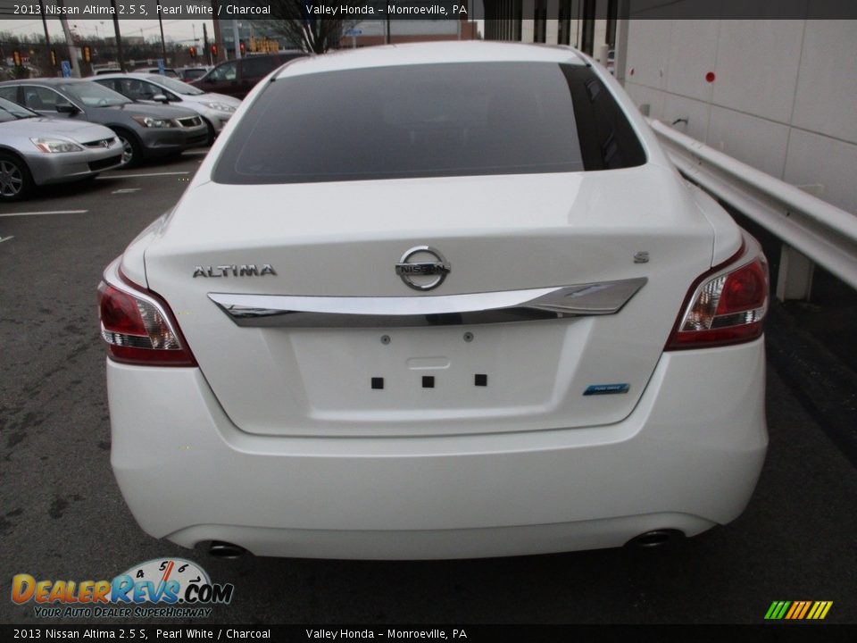 2013 Nissan Altima 2.5 S Pearl White / Charcoal Photo #4