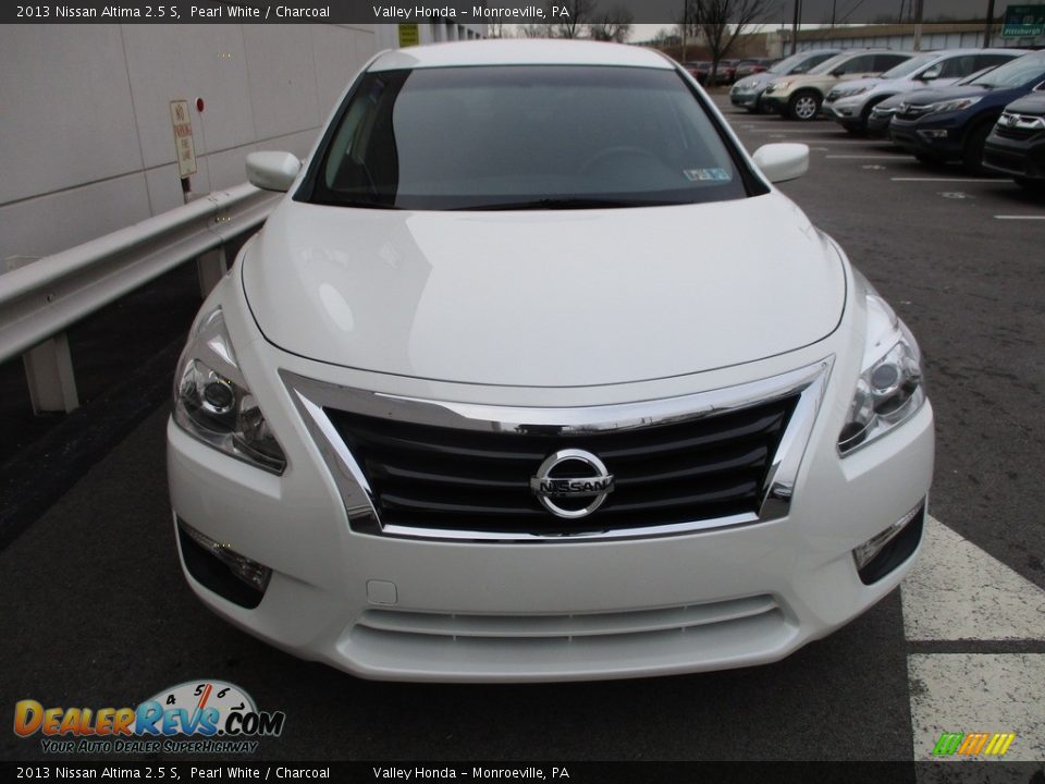 2013 Nissan Altima 2.5 S Pearl White / Charcoal Photo #9