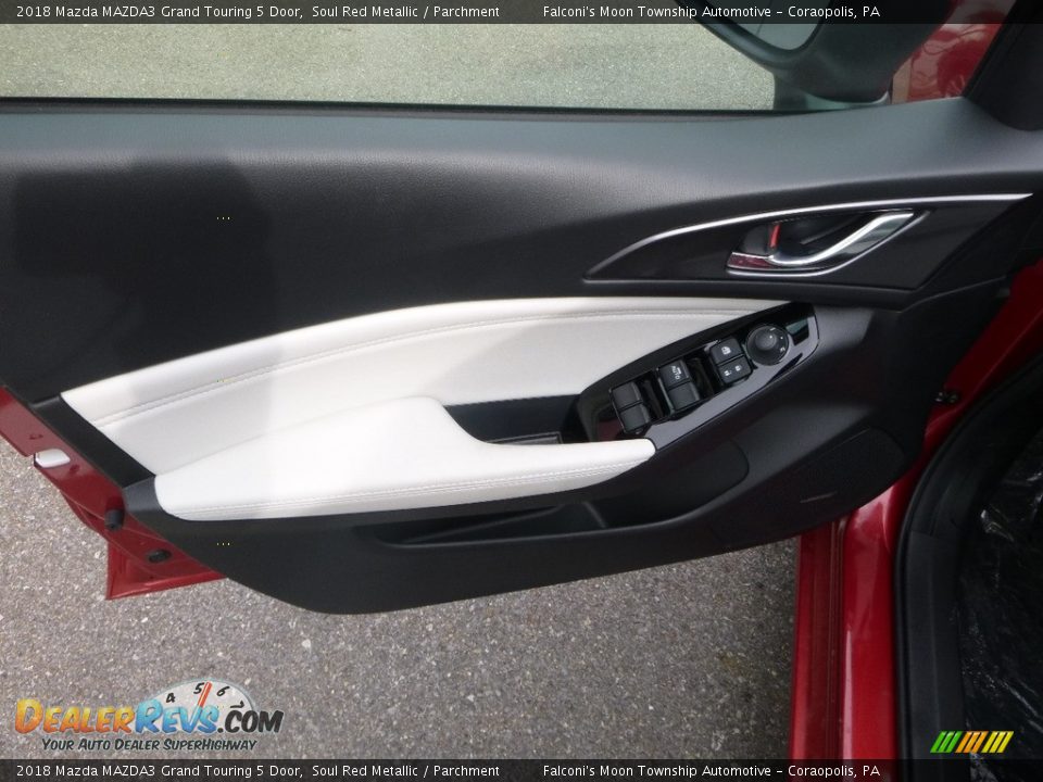 2018 Mazda MAZDA3 Grand Touring 5 Door Soul Red Metallic / Parchment Photo #10