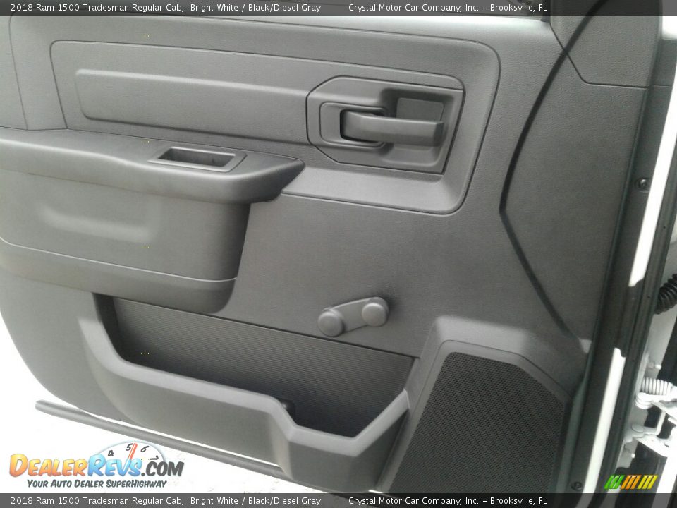 2018 Ram 1500 Tradesman Regular Cab Bright White / Black/Diesel Gray Photo #18