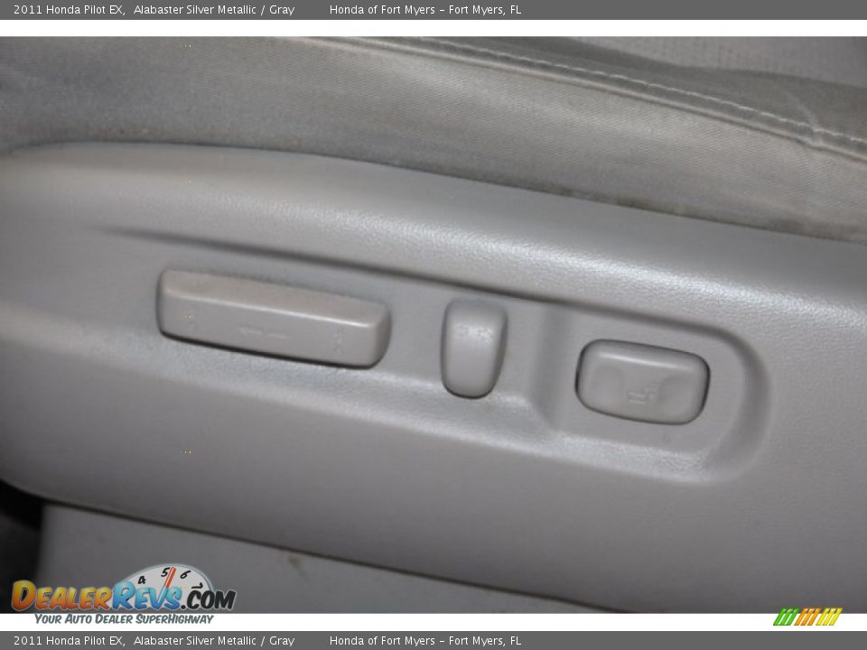 2011 Honda Pilot EX Alabaster Silver Metallic / Gray Photo #16
