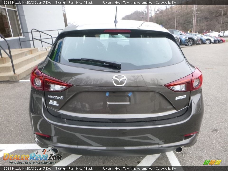 2018 Mazda MAZDA3 Sport 5 Door Titanium Flash Mica / Black Photo #7