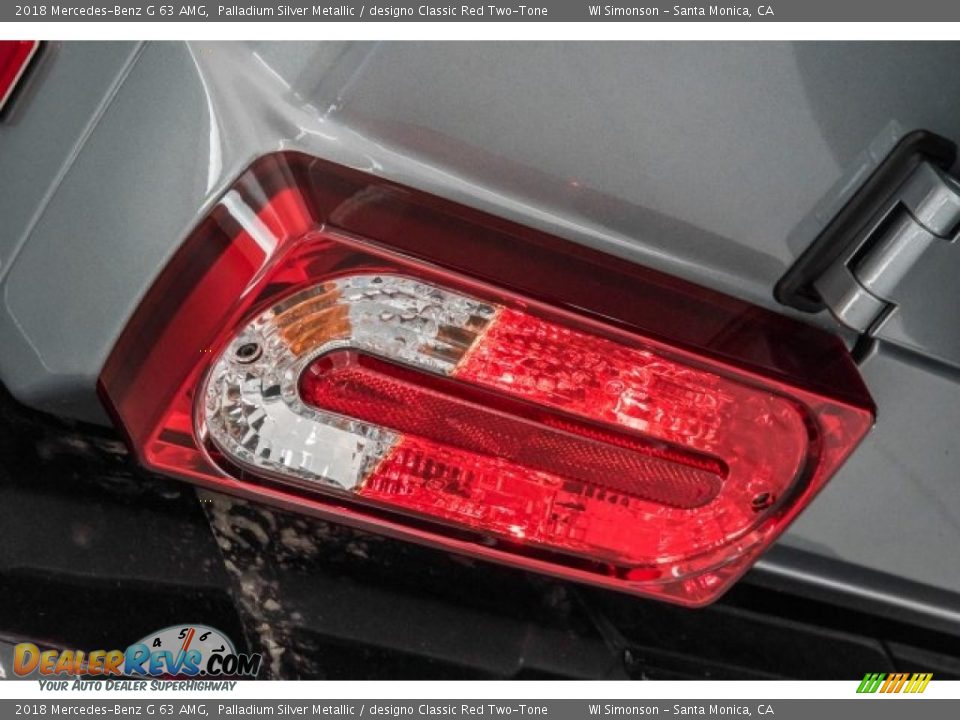 2018 Mercedes-Benz G 63 AMG Palladium Silver Metallic / designo Classic Red Two-Tone Photo #31