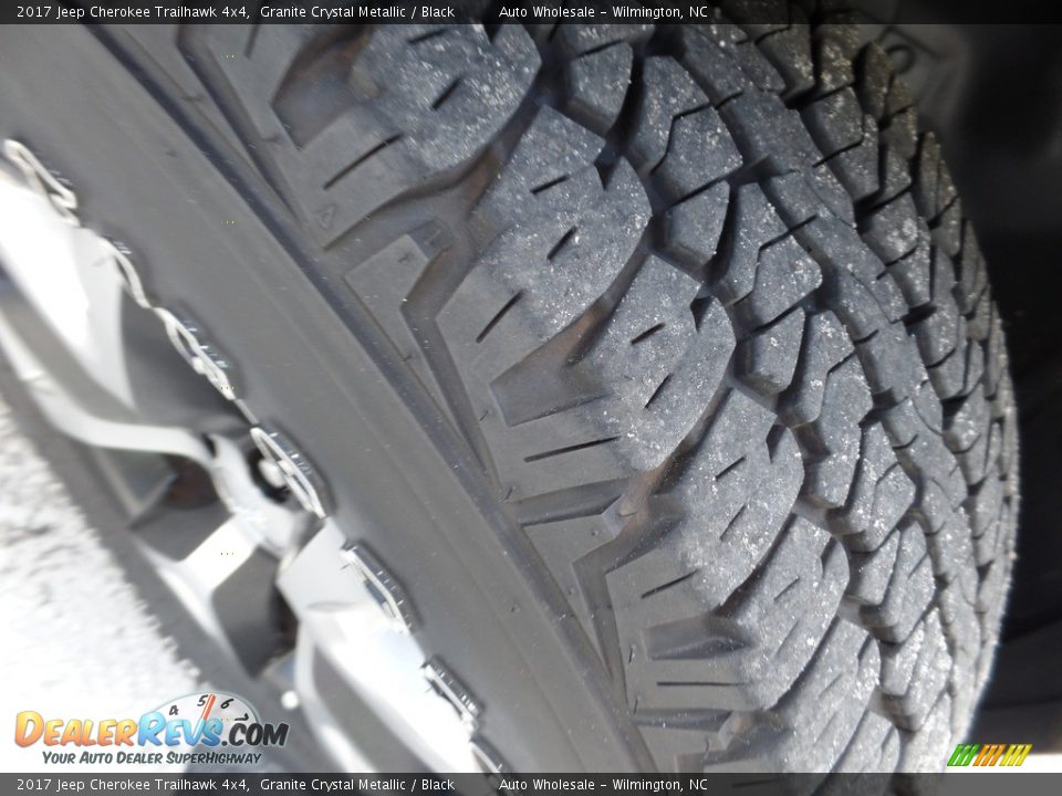 2017 Jeep Cherokee Trailhawk 4x4 Granite Crystal Metallic / Black Photo #9