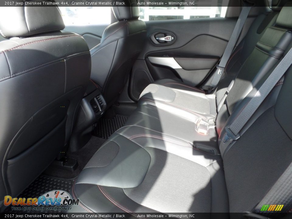 2017 Jeep Cherokee Trailhawk 4x4 Granite Crystal Metallic / Black Photo #12