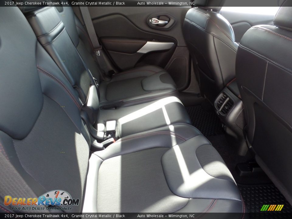 2017 Jeep Cherokee Trailhawk 4x4 Granite Crystal Metallic / Black Photo #14