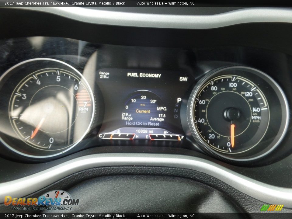 2017 Jeep Cherokee Trailhawk 4x4 Granite Crystal Metallic / Black Photo #16