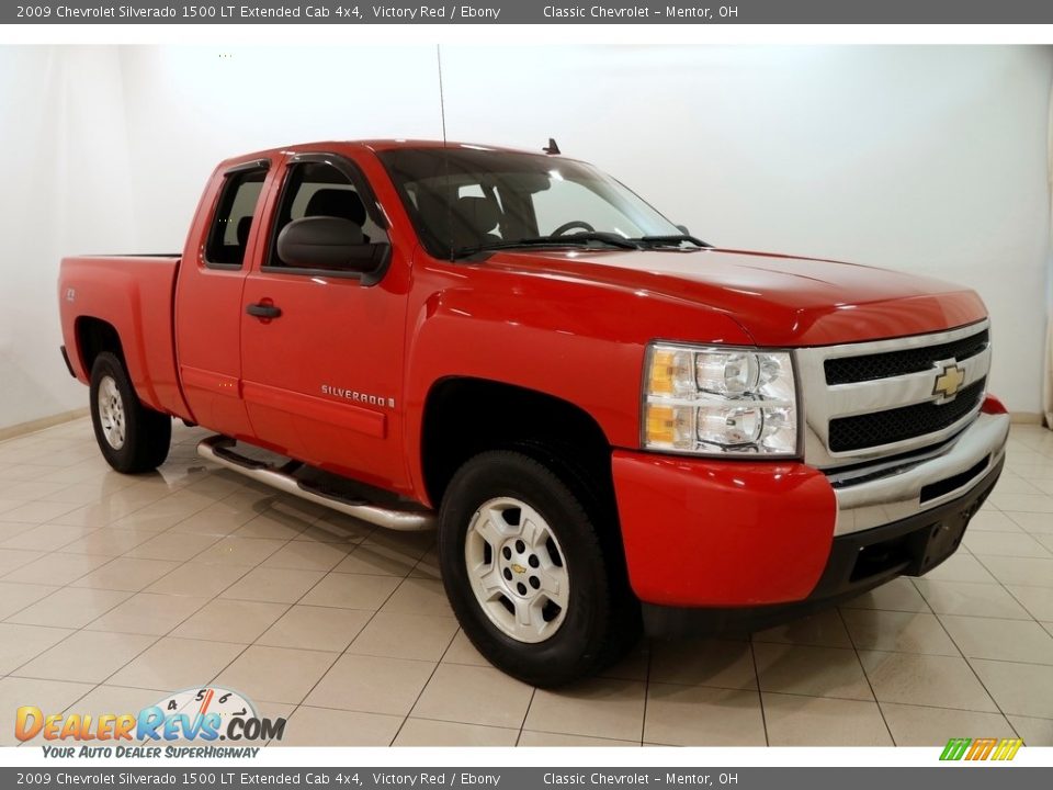 2009 Chevrolet Silverado 1500 LT Extended Cab 4x4 Victory Red / Ebony Photo #1