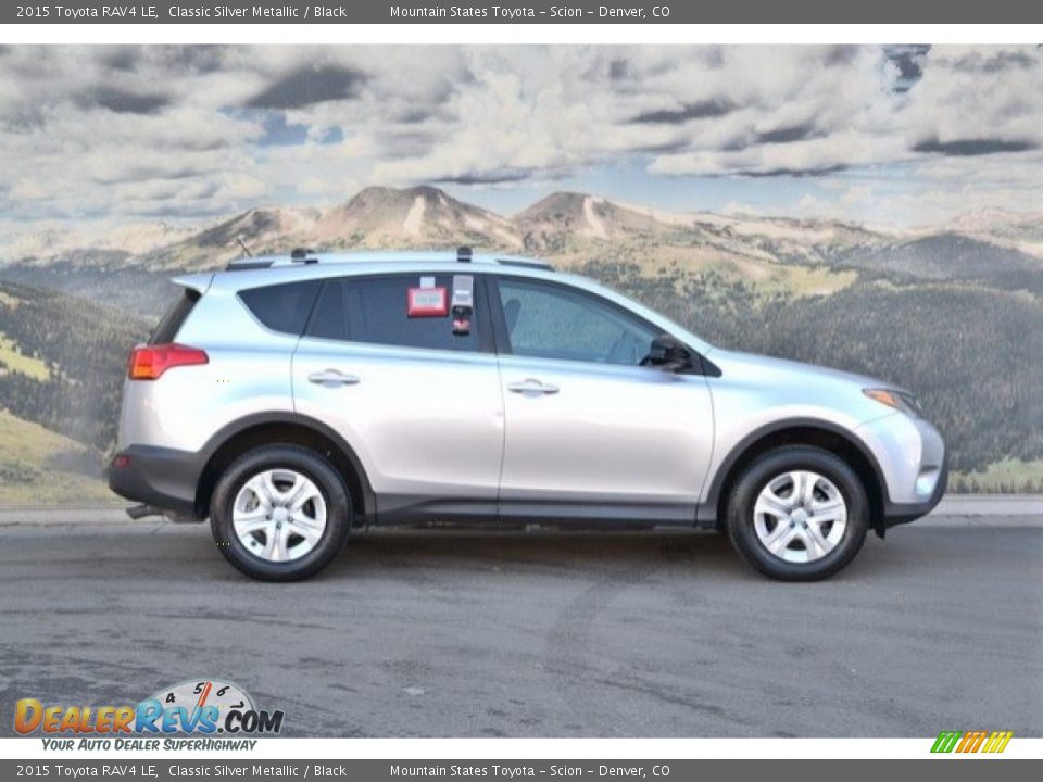 2015 Toyota RAV4 LE Classic Silver Metallic / Black Photo #2