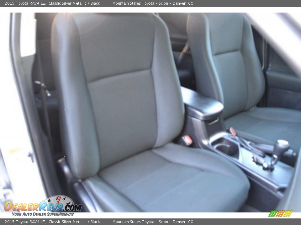 2015 Toyota RAV4 LE Classic Silver Metallic / Black Photo #18