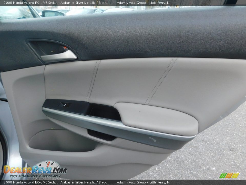 2008 Honda Accord EX-L V6 Sedan Alabaster Silver Metallic / Black Photo #18