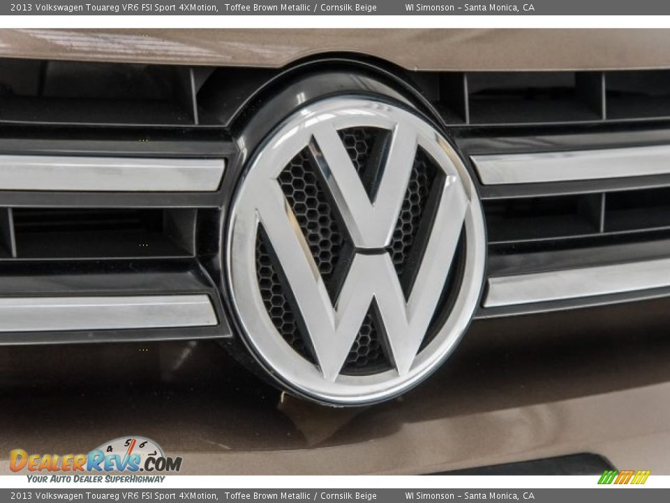 2013 Volkswagen Touareg VR6 FSI Sport 4XMotion Toffee Brown Metallic / Cornsilk Beige Photo #31