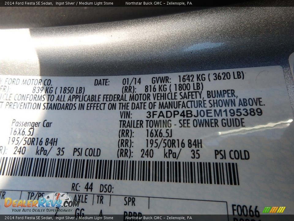 2014 Ford Fiesta SE Sedan Ingot Silver / Medium Light Stone Photo #21