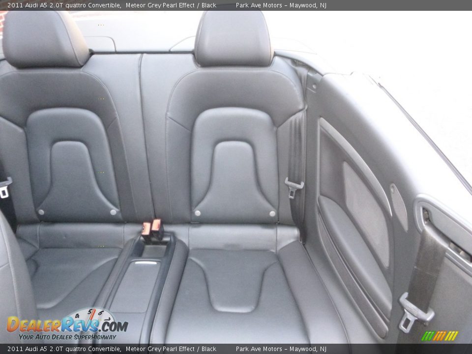 2011 Audi A5 2.0T quattro Convertible Meteor Grey Pearl Effect / Black Photo #25